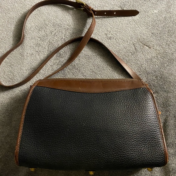 Dooney and Bourke 1980 Vintage all leather black / brown Crossbody. - Picture 2 of 4